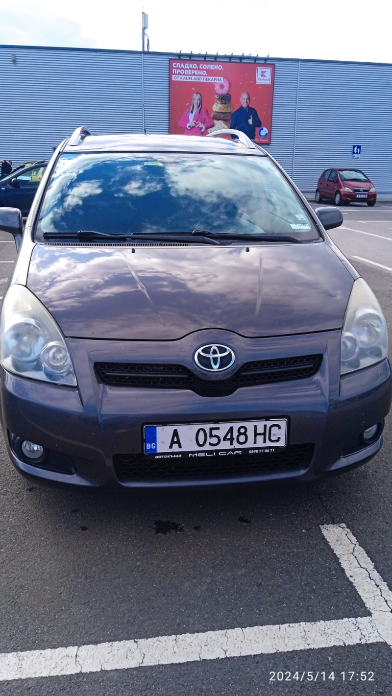 Toyota Corolla verso, снимка 8 - Автомобили и джипове - 46022953