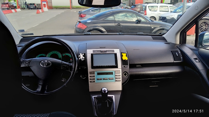 Toyota Corolla verso, снимка 5 - Автомобили и джипове - 46022953