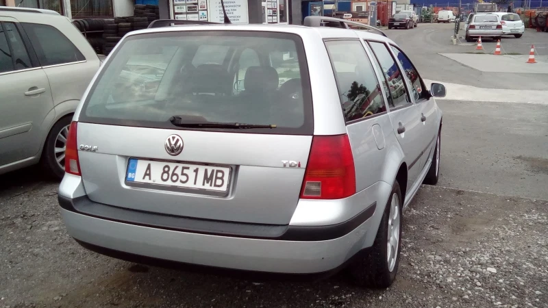 VW Golf, снимка 3 - Автомобили и джипове - 47739718