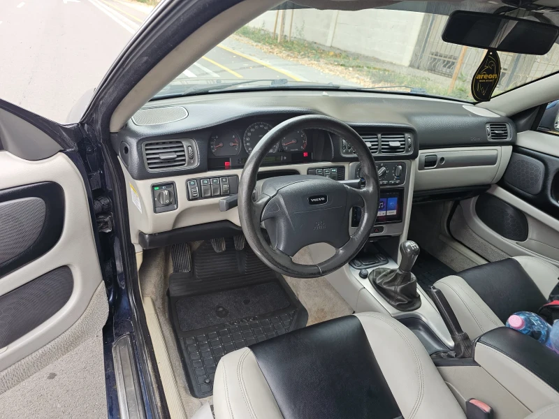 Volvo C70, снимка 5 - Автомобили и джипове - 47917738