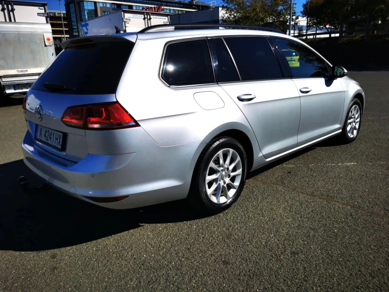 VW Golf 1.6 TDI BlueMotion, снимка 5 - Автомобили и джипове - 48843499