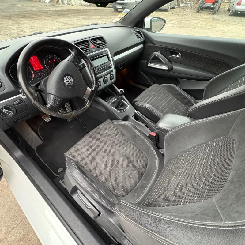 VW Scirocco, снимка 7 - Автомобили и джипове - 50092228