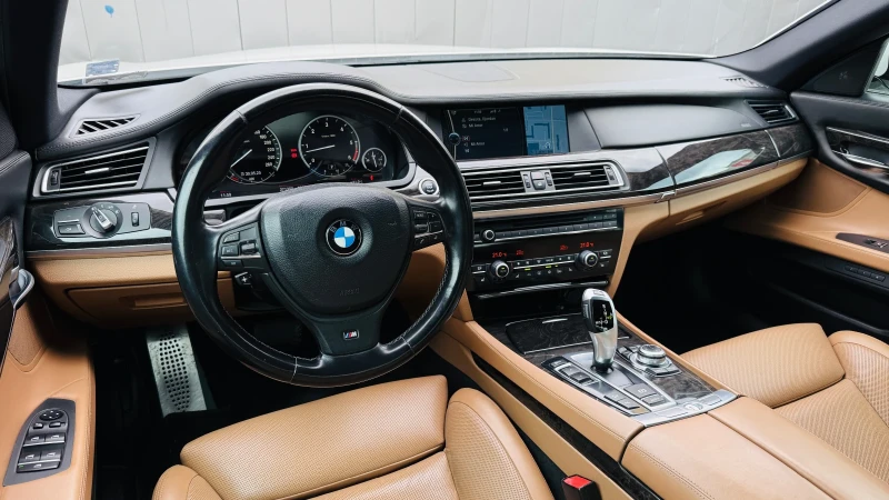BMW 740 740d xDrive MPack , снимка 9 - Автомобили и джипове - 49729183