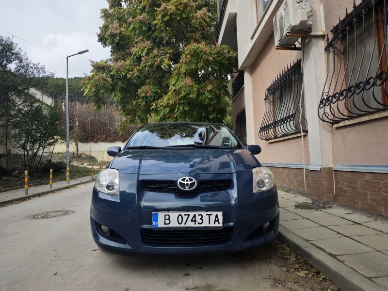 Toyota Auris 2.0 D4D, снимка 5 - Автомобили и джипове - 52050705