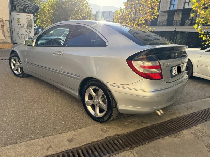 Mercedes-Benz C 200 CDI Coupe, снимка 4 - Автомобили и джипове - 52319052