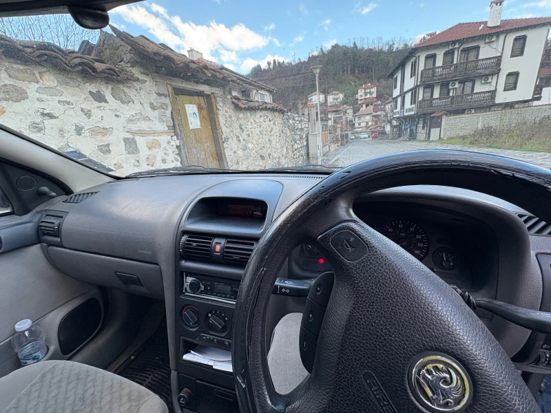 Opel Astra, снимка 4 - Автомобили и джипове - 52521427