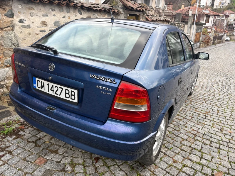 Opel Astra, снимка 9 - Автомобили и джипове - 52521427