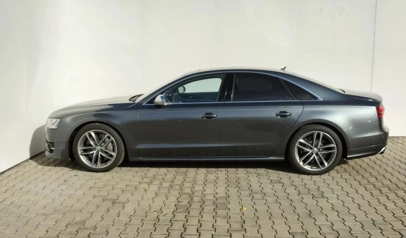 Audi S8 4.0TFSI Quattro, снимка 4 - Автомобили и джипове - 52614824