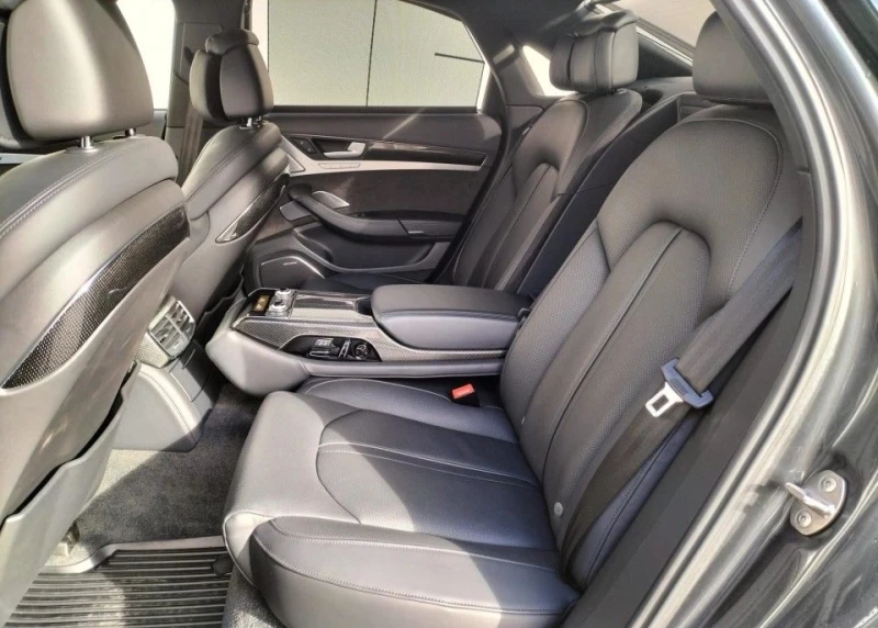 Audi S8 4.0TFSI Quattro, снимка 10 - Автомобили и джипове - 52614824