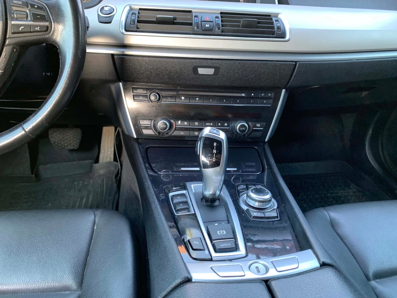 BMW 5 Gran Turismo, снимка 15 - Автомобили и джипове - 52715189