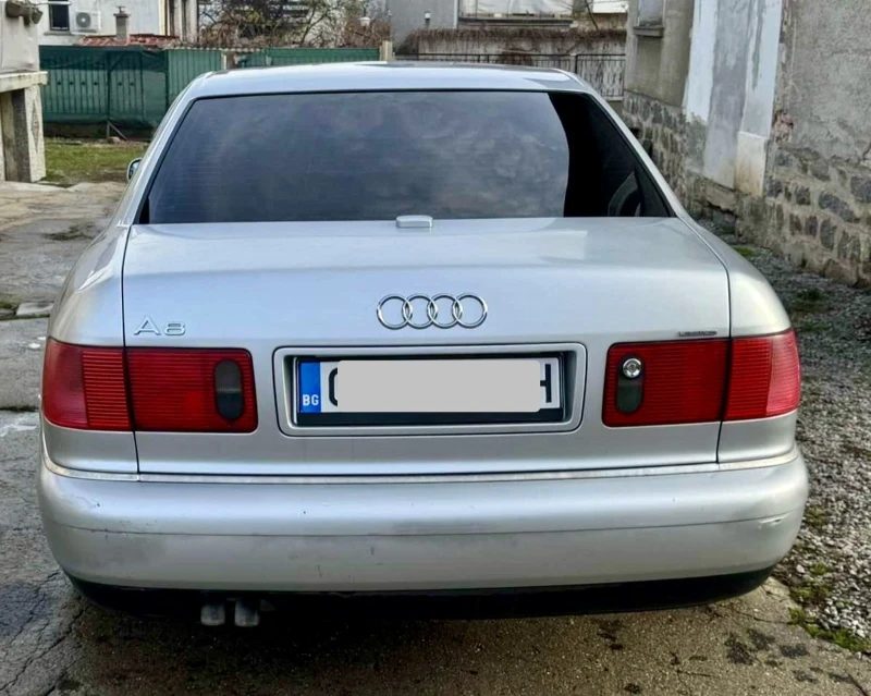 Audi A8 Продавам Audi A8, цялата за части.  Година на прои, снимка 2 - Автомобили и джипове - 52806604