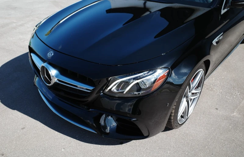 Mercedes-Benz E 63 AMG * CARFAX * БЕЗ ПЪРВОНАЧАЛНА ВНОСКА, снимка 5 - Автомобили и джипове - 52815138