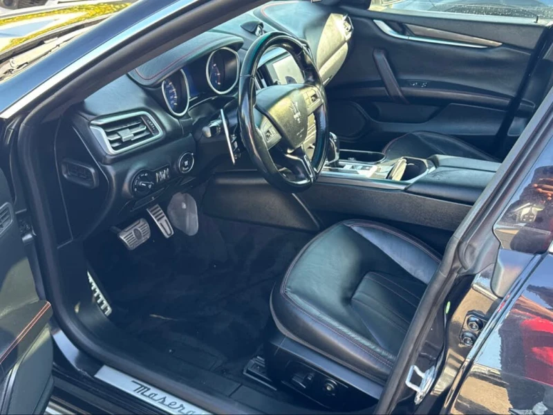 Maserati Ghibli S* Q4* AWD* АвтоКредит* (ЦЕНА ДО БГ), снимка 7 - Автомобили и джипове - 53385874