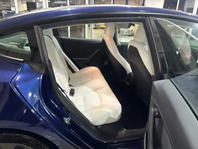 Tesla Model 3 PERFORMANCE, снимка 15 - Автомобили и джипове - 55574042