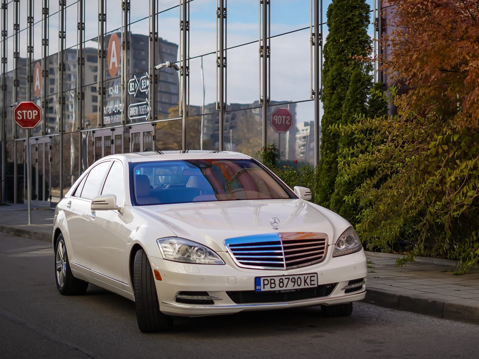 Mercedes-Benz S 550 LONG . 84 990 км . КАТО НОВ ! - изображение 6