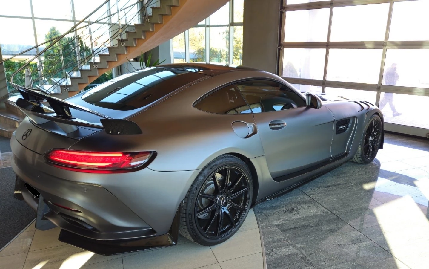 Mercedes-Benz AMG GT Coupe Carbon - изображение 9