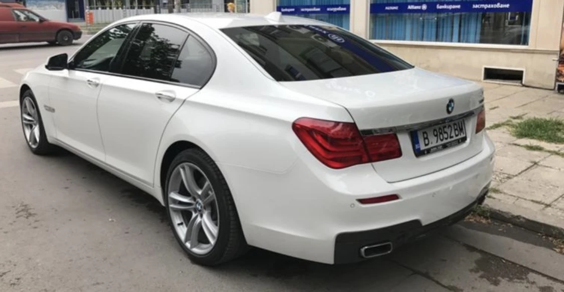 BMW 740 740d xDrive MPack  - изображение 3