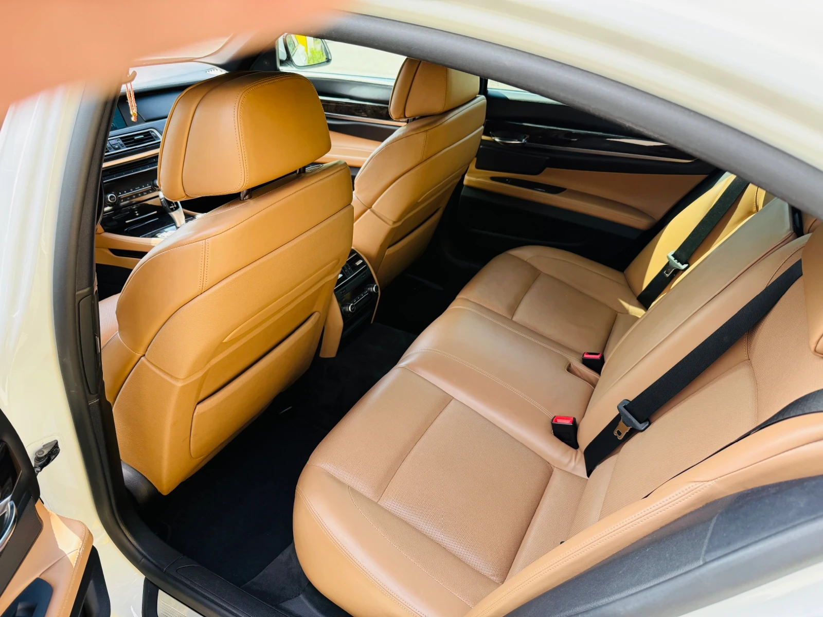 BMW 740 740d xDrive MPack  | Mobile.bg — изображение 12