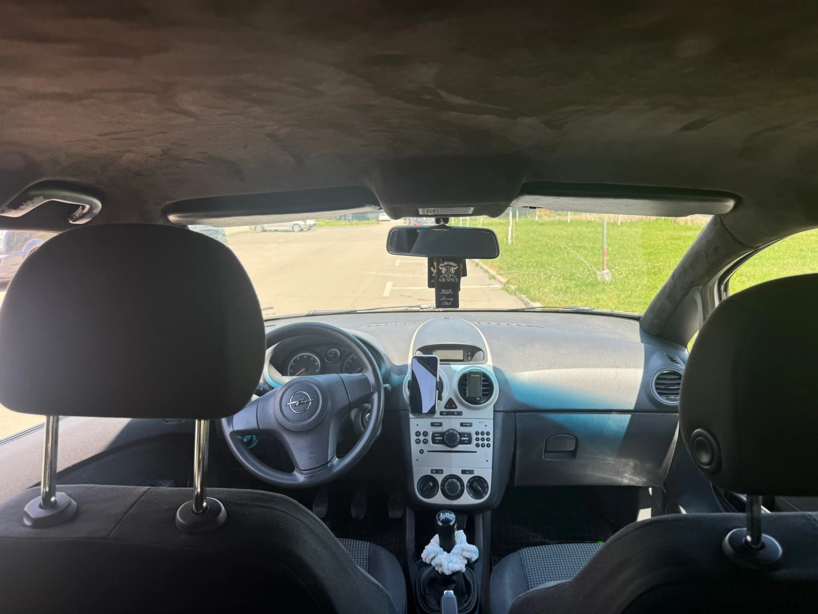 Opel Corsa 1.2 - изображение 7