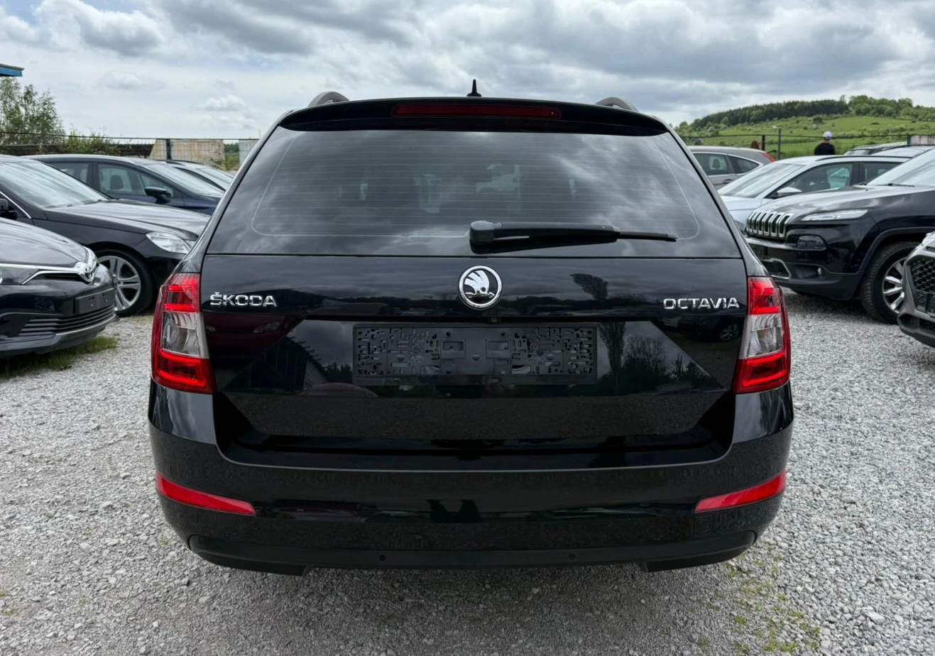 Skoda Octavia 1.6TDI* Euro6b* Нави* Дистроник* Камера* Led*  - изображение 6