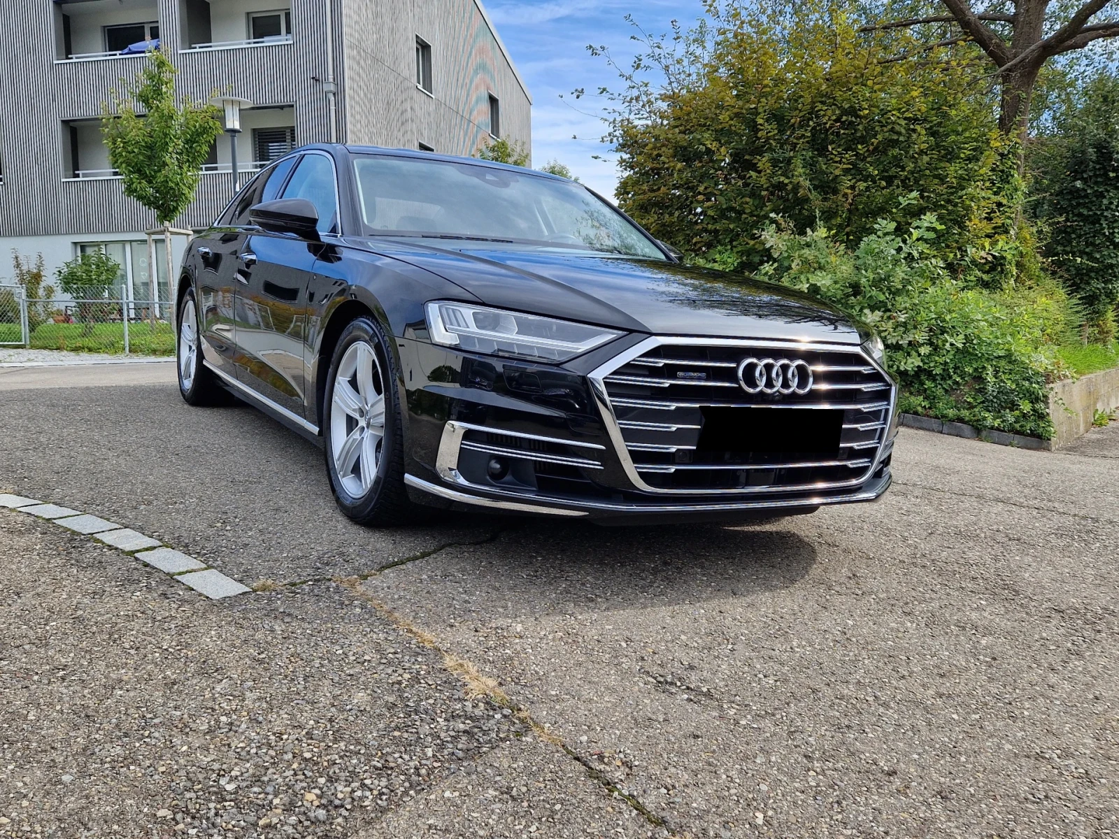Audi A8 50 TDI Quattro - изображение 2