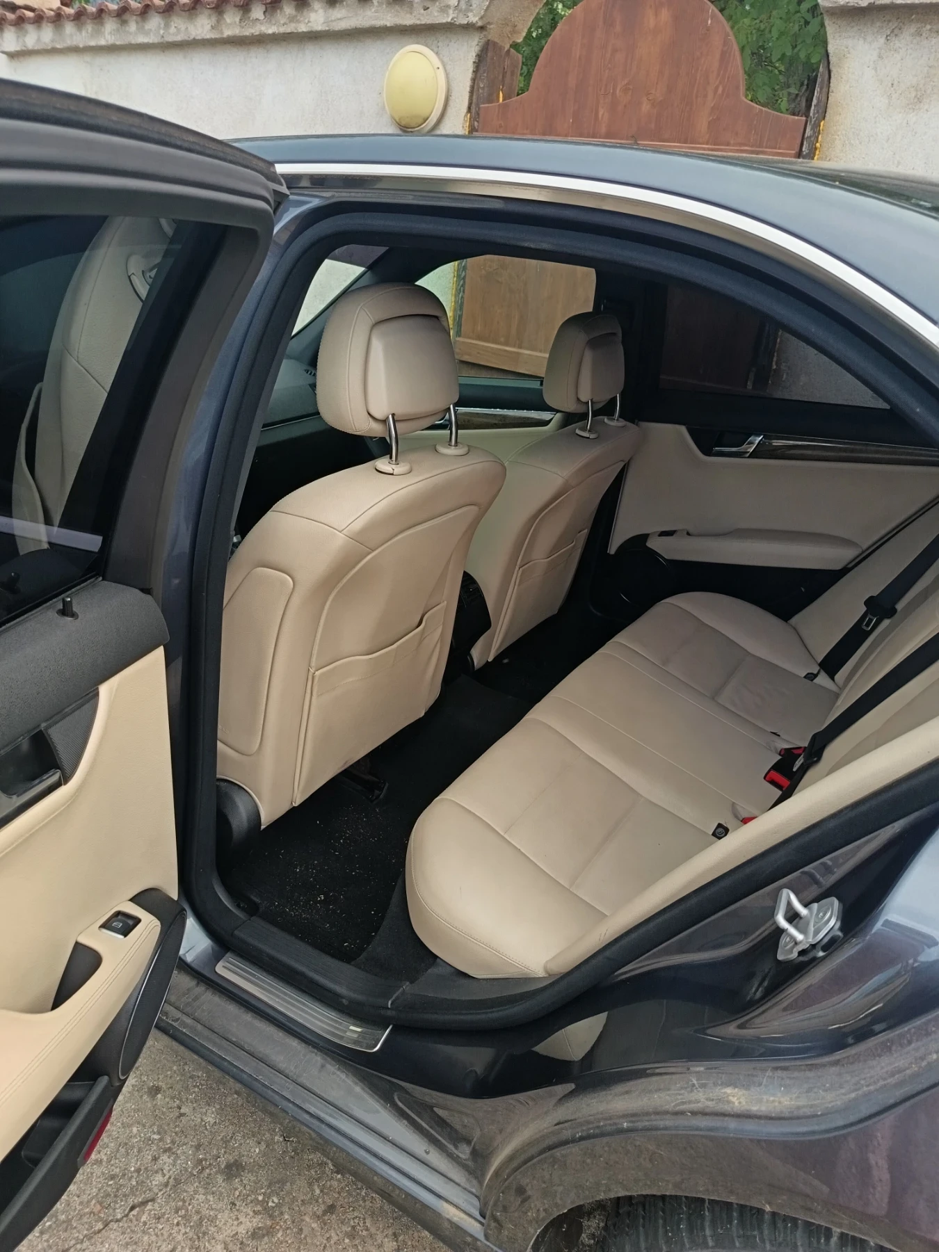Mercedes-Benz C 250  - изображение 5