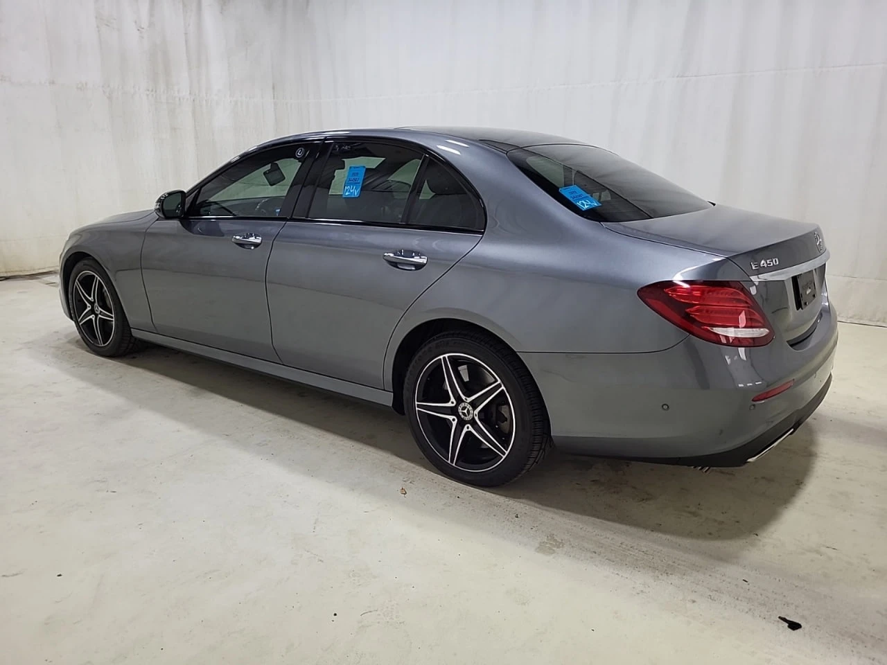 Mercedes-Benz E 450 * CARFAX * АВТО КРЕДИТ * ЦЕНА ДО БГ! - изображение 6