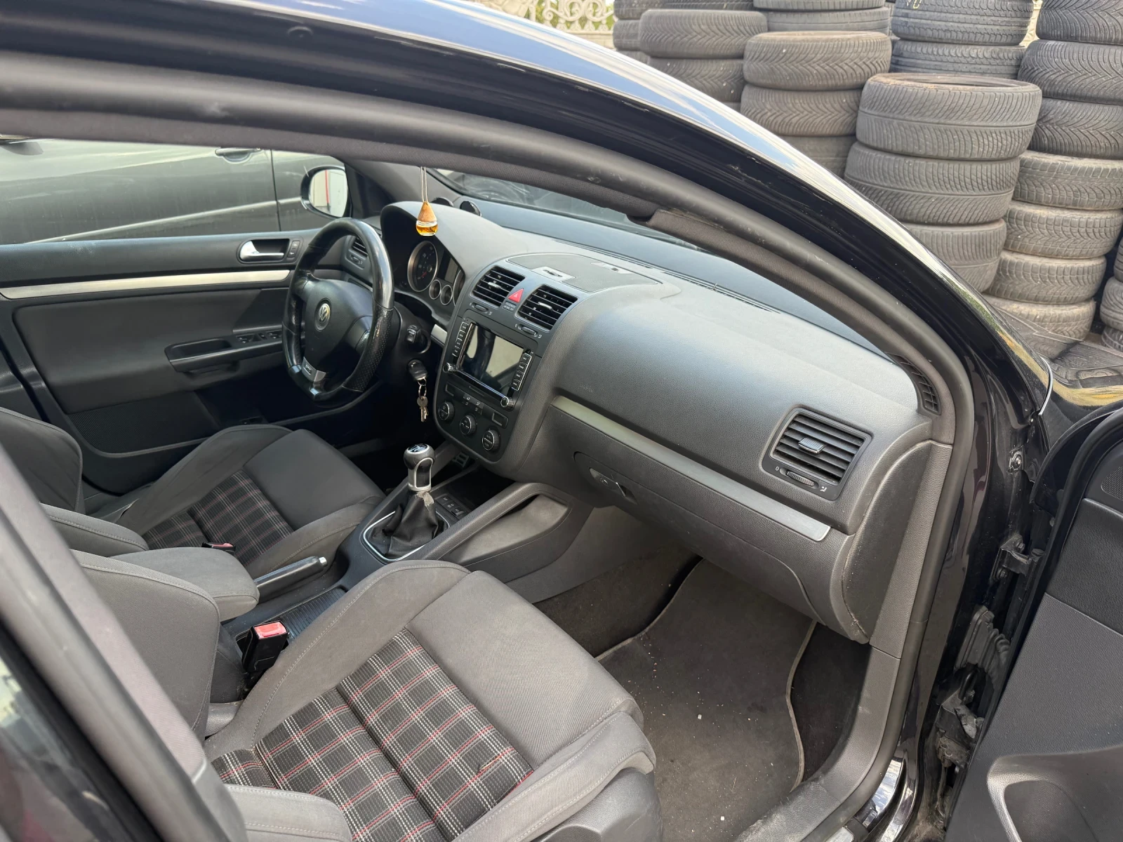 VW Golf 2.0 GTI - изображение 8