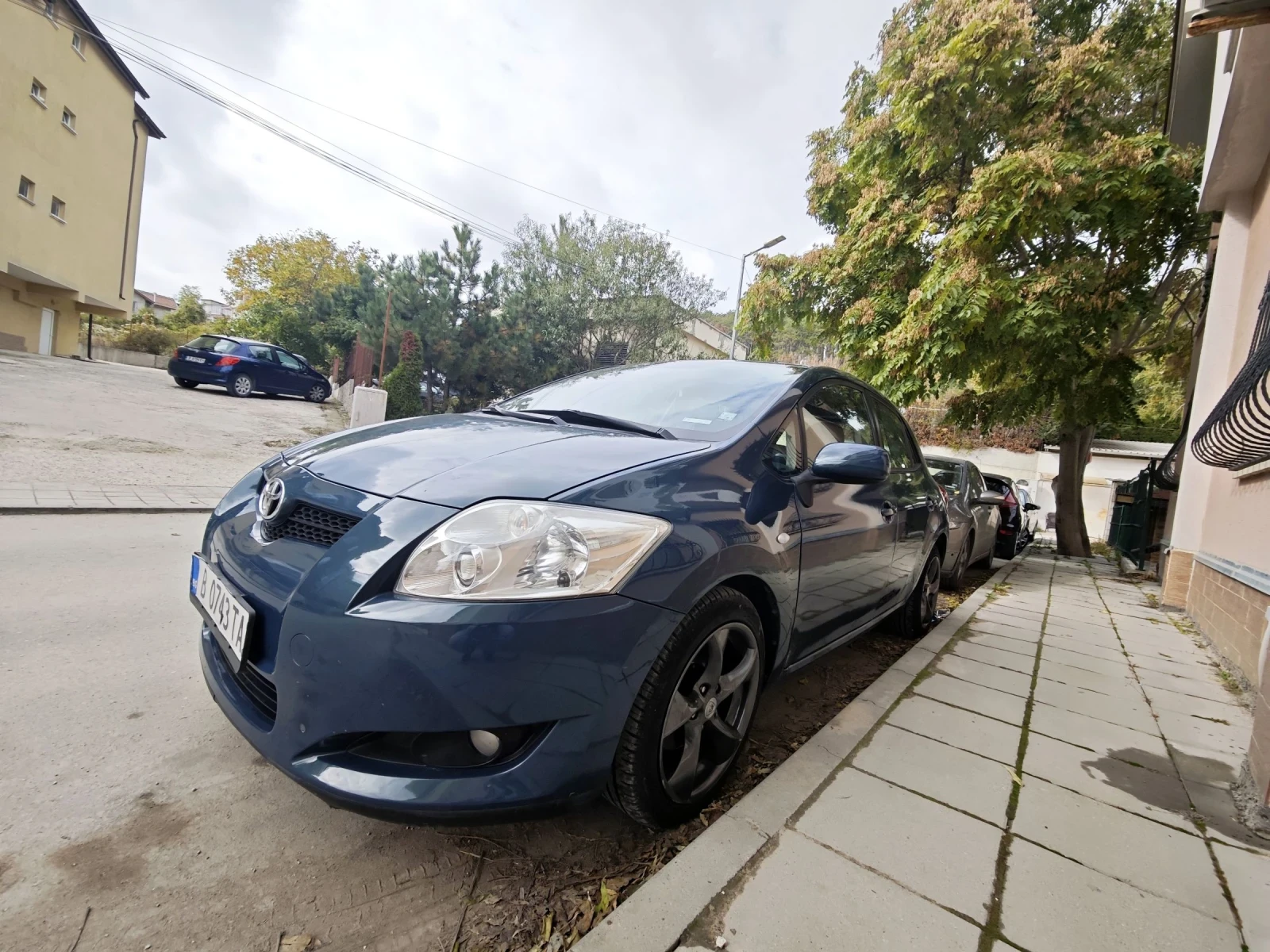 Toyota Auris 2.0 D4D - изображение 4