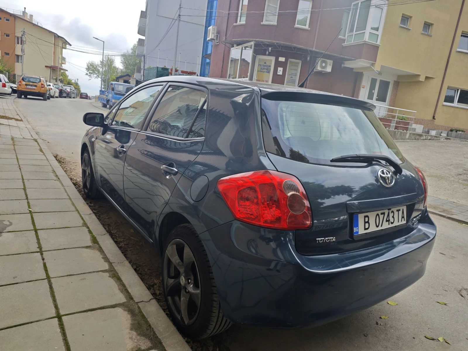 Toyota Auris 2.0 D4D - изображение 3
