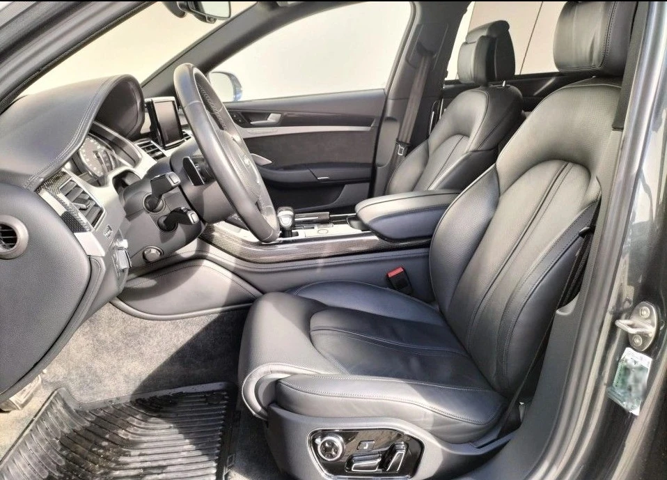 Audi S8 4.0TFSI Quattro - изображение 8