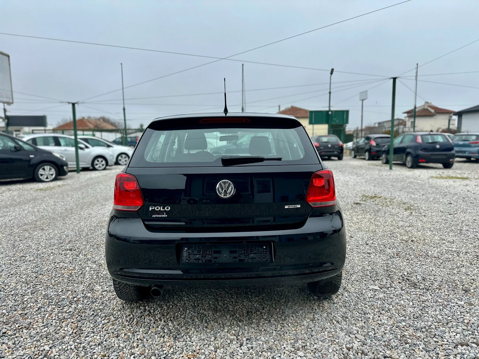 VW Polo 1.6i-BiFuel* ГАЗ - изображение 4