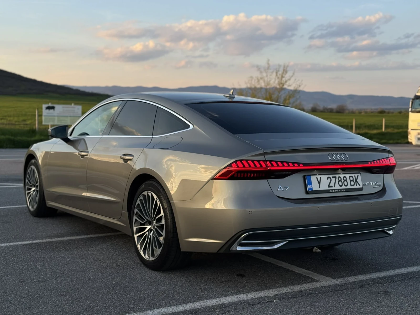 Audi A7 50 TFSIe Quattro, снимка 4 - Автомобили и джипове - 54384443