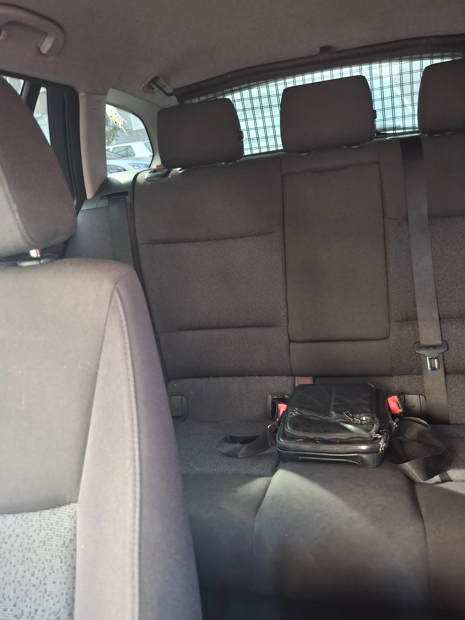 BMW 318  - изображение 6