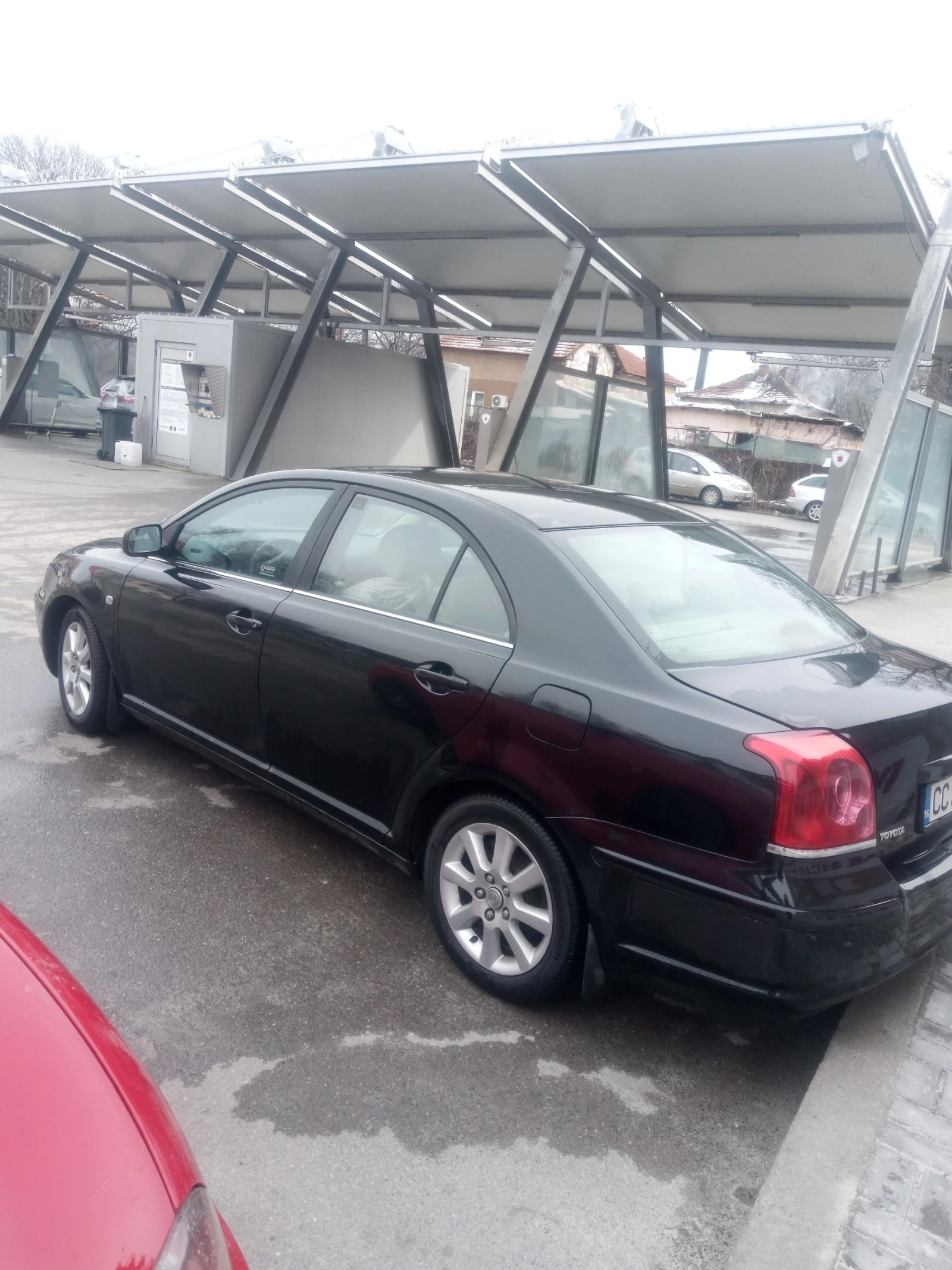 Toyota Avensis 2.2 D-4D - изображение 4