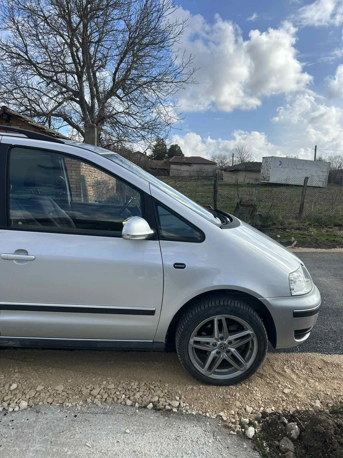 VW Sharan 1.9 TDI, снимка 6 - Автомобили и джипове - 54008961