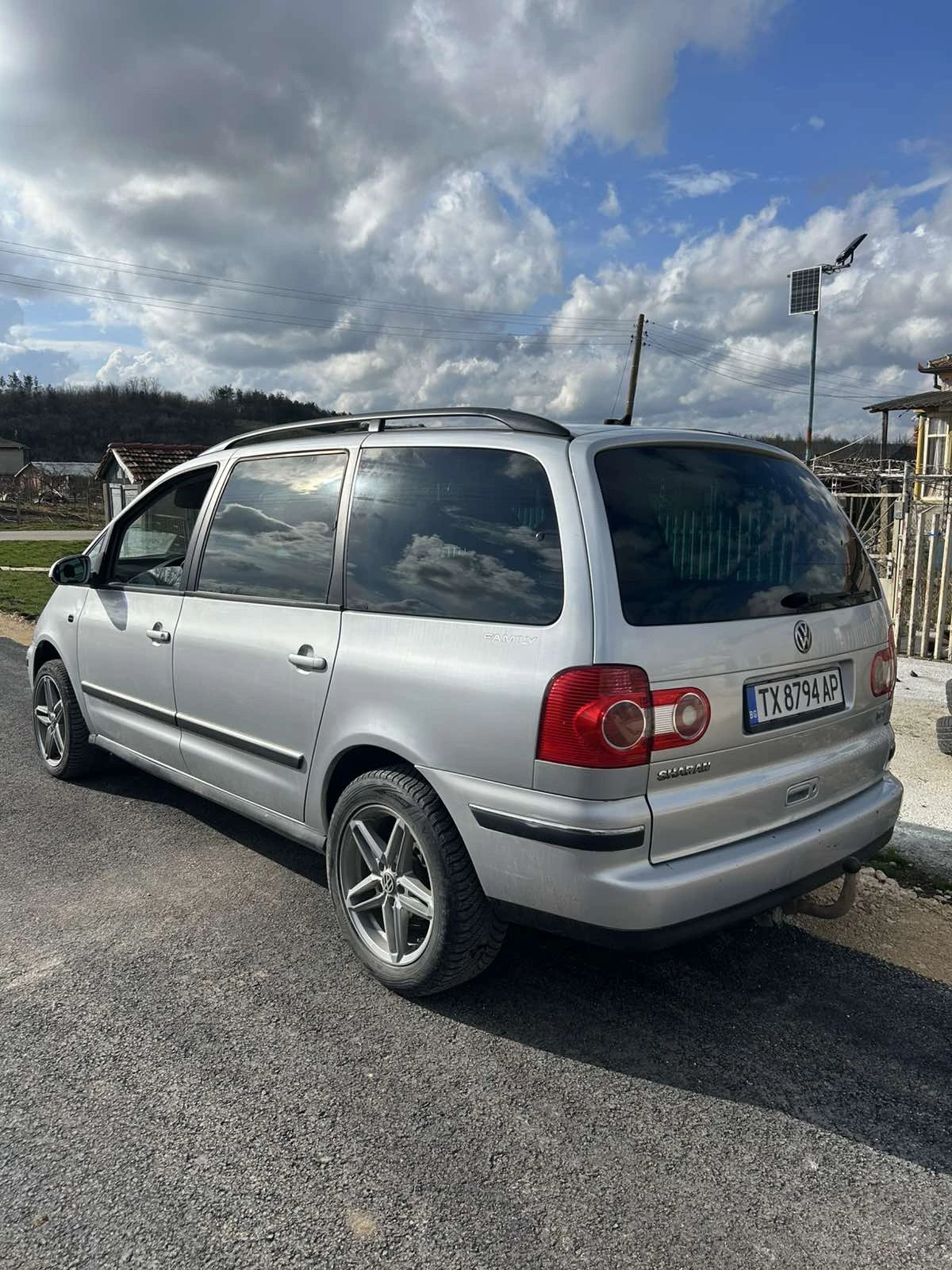 VW Sharan 1.9 TDI, снимка 2 - Автомобили и джипове - 54008961