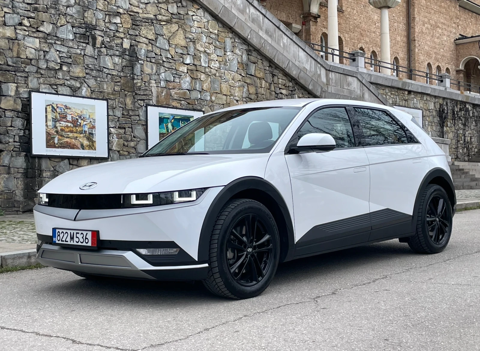 Hyundai Ioniq 5 AWD 325 к.с. | 77, 4 kWh | 13 660 км | Гаранция