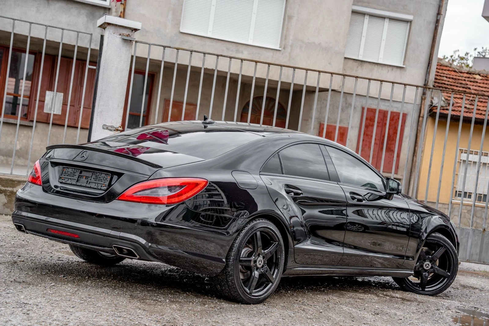 Mercedes-Benz CLS 350 CDI-AMG LINE-ПОДГРЕВ-LINE ASISST-FULL LED-TOP, снимка 6 - Автомобили и джипове - 54392191