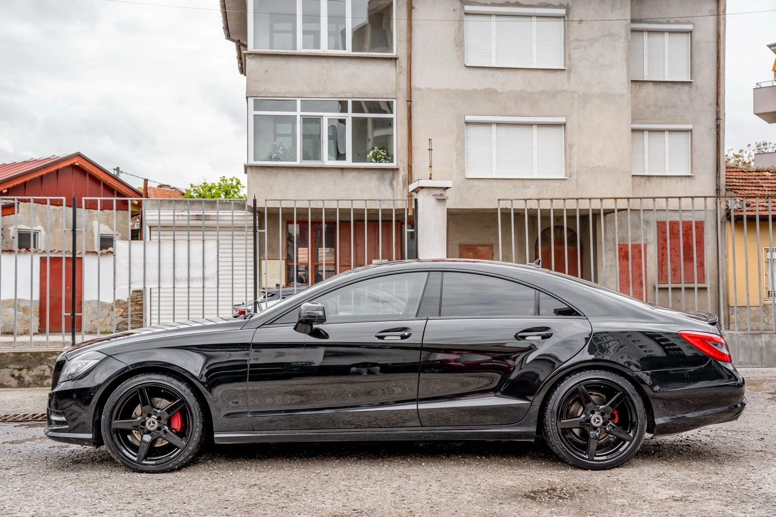 Mercedes-Benz CLS 350 CDI-AMG LINE-ПОДГРЕВ-LINE ASISST-FULL LED-TOP, снимка 3 - Автомобили и джипове - 54392191