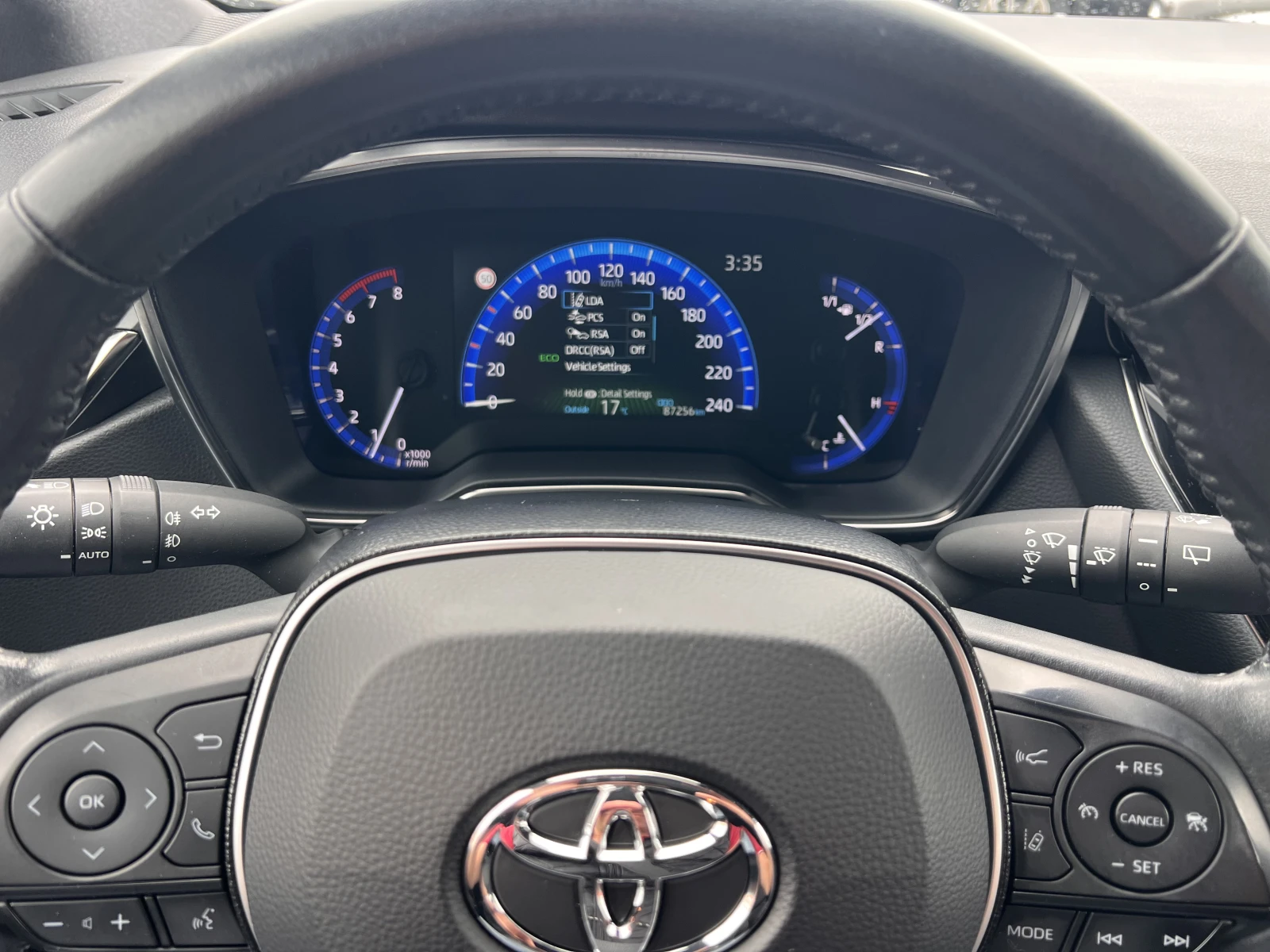 Toyota Corolla EXECUTIVE/1.2D-4T/116k.c./6MT/�������� | Mobile.bg � ����������� 12