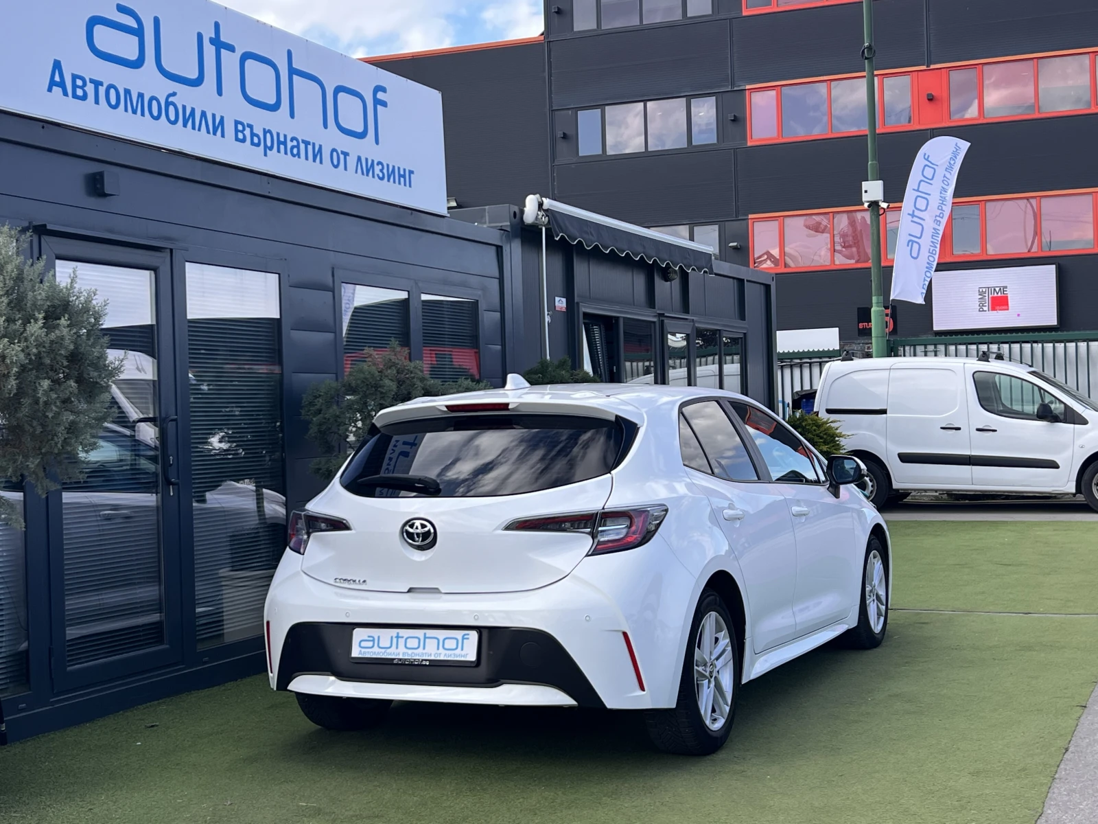 Toyota Corolla EXECUTIVE/1.2D-4T/116k.c./6MT/�������� | Mobile.bg � ����������� 4