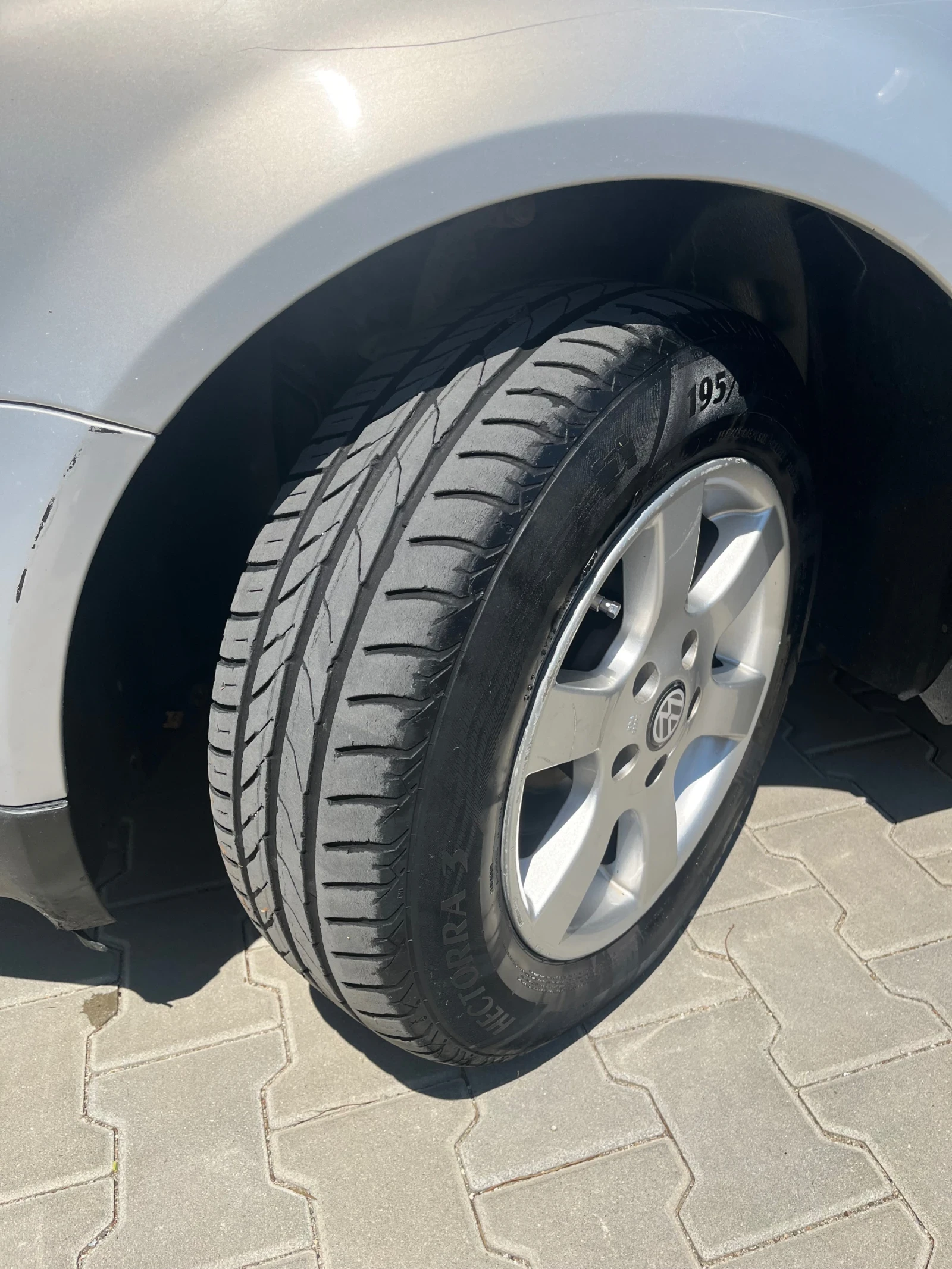 VW Passat, снимка 12 - Автомобили и джипове - 54491599