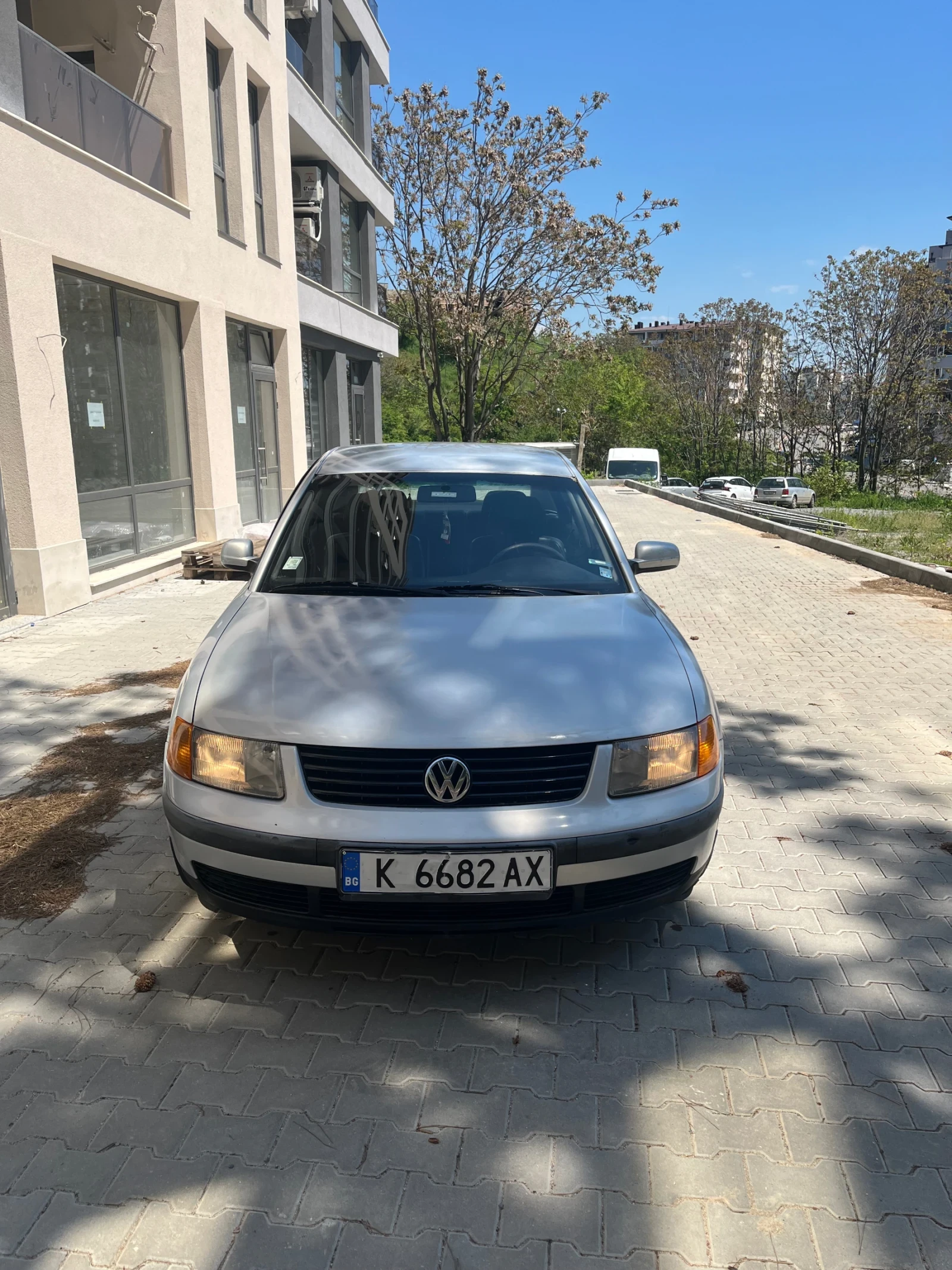 VW Passat, снимка 2 - Автомобили и джипове - 54491599