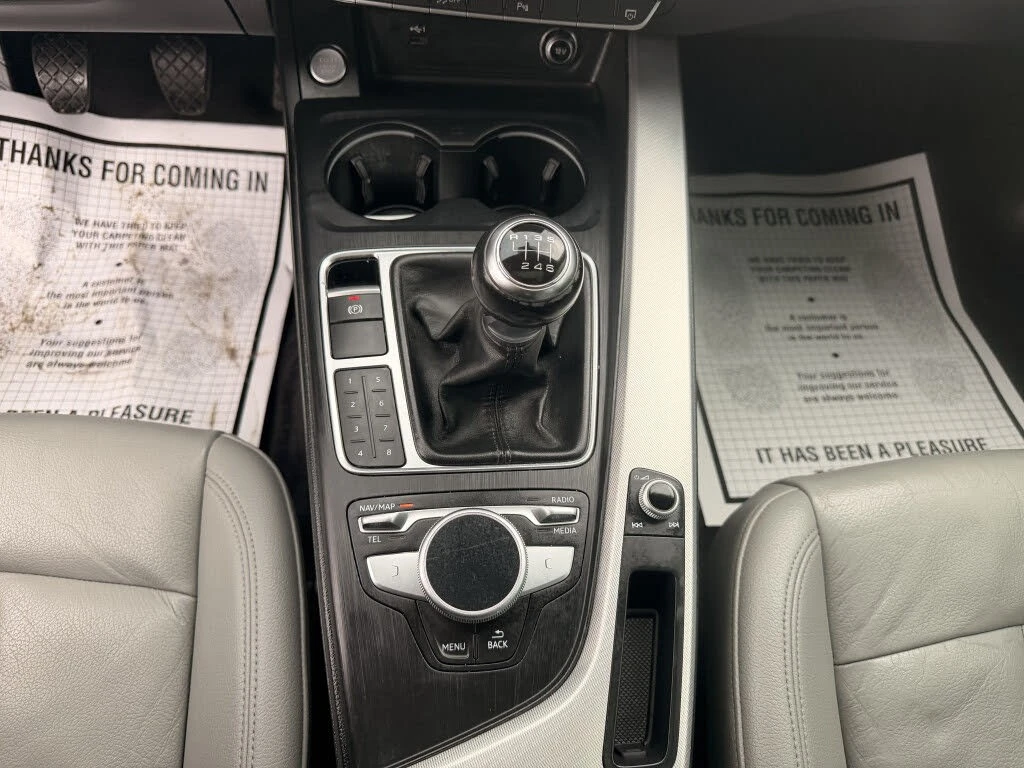 Audi A4 2.0 TFSI quattro* АвтоКредит* (Цена до БГ) , снимка 17 - Автомобили и джипове - 54524831