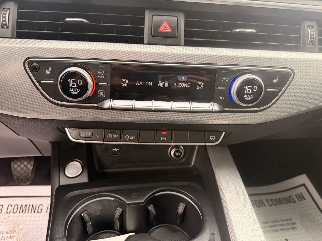 Audi A4 2.0 TFSI quattro* АвтоКредит* (Цена до БГ) , снимка 16 - Автомобили и джипове - 54524831