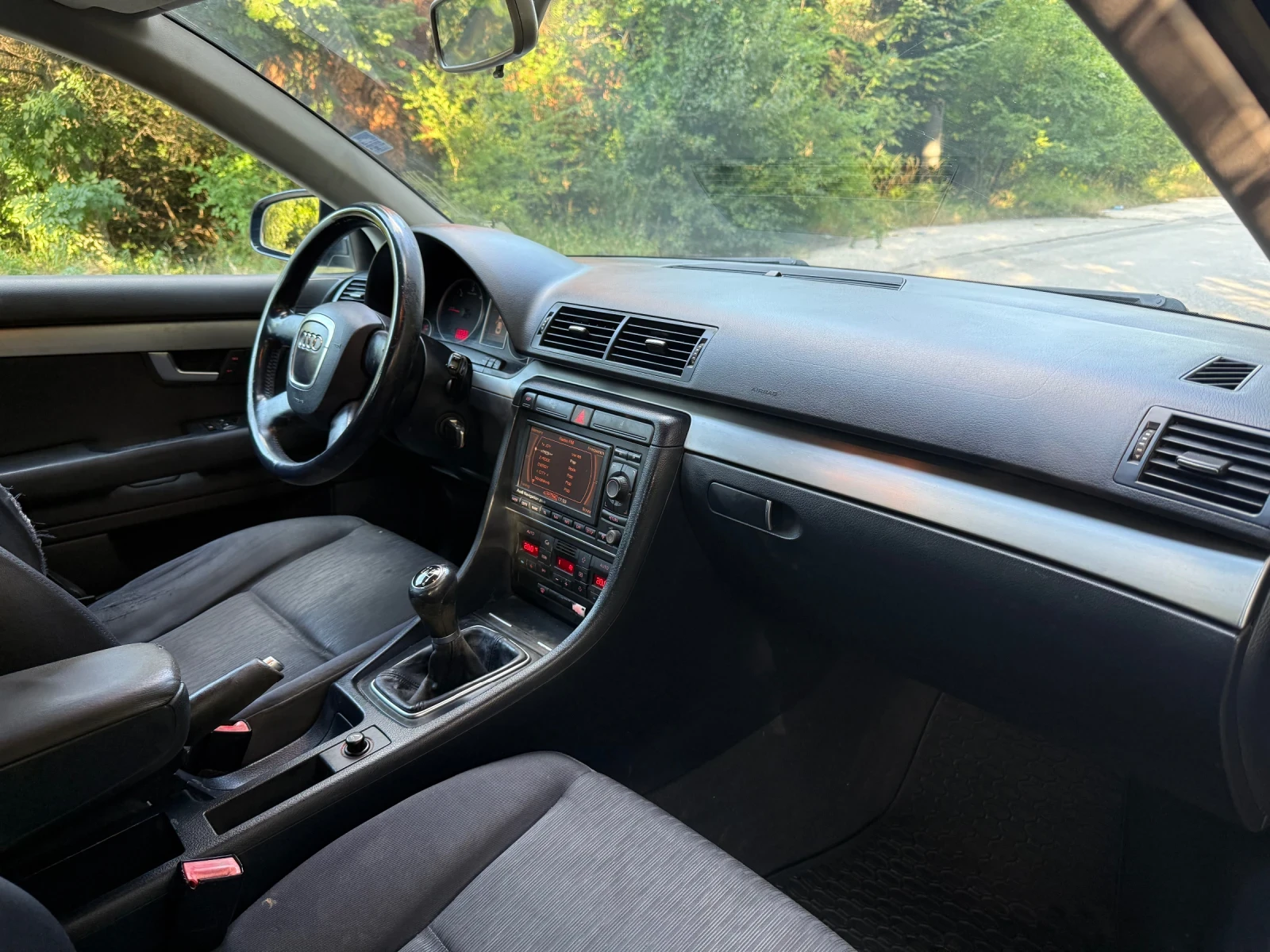 Audi A4 2.0TDI, снимка 4 - Автомобили и джипове - 55072401