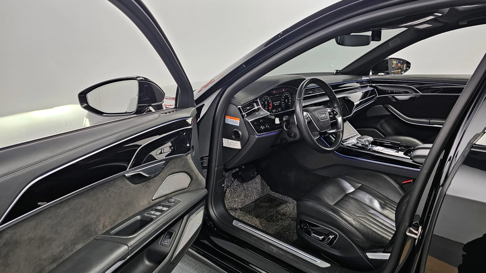 Audi A8 55* TFSI* quattro* Navi* PANO, снимка 7 - Автомобили и джипове - 55261768