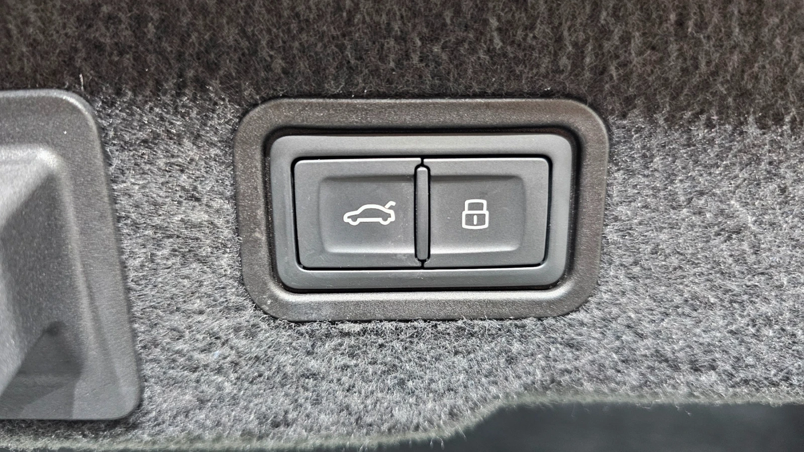 Audi A8 55* TFSI* quattro* Navi* PANO, снимка 16 - Автомобили и джипове - 55261768