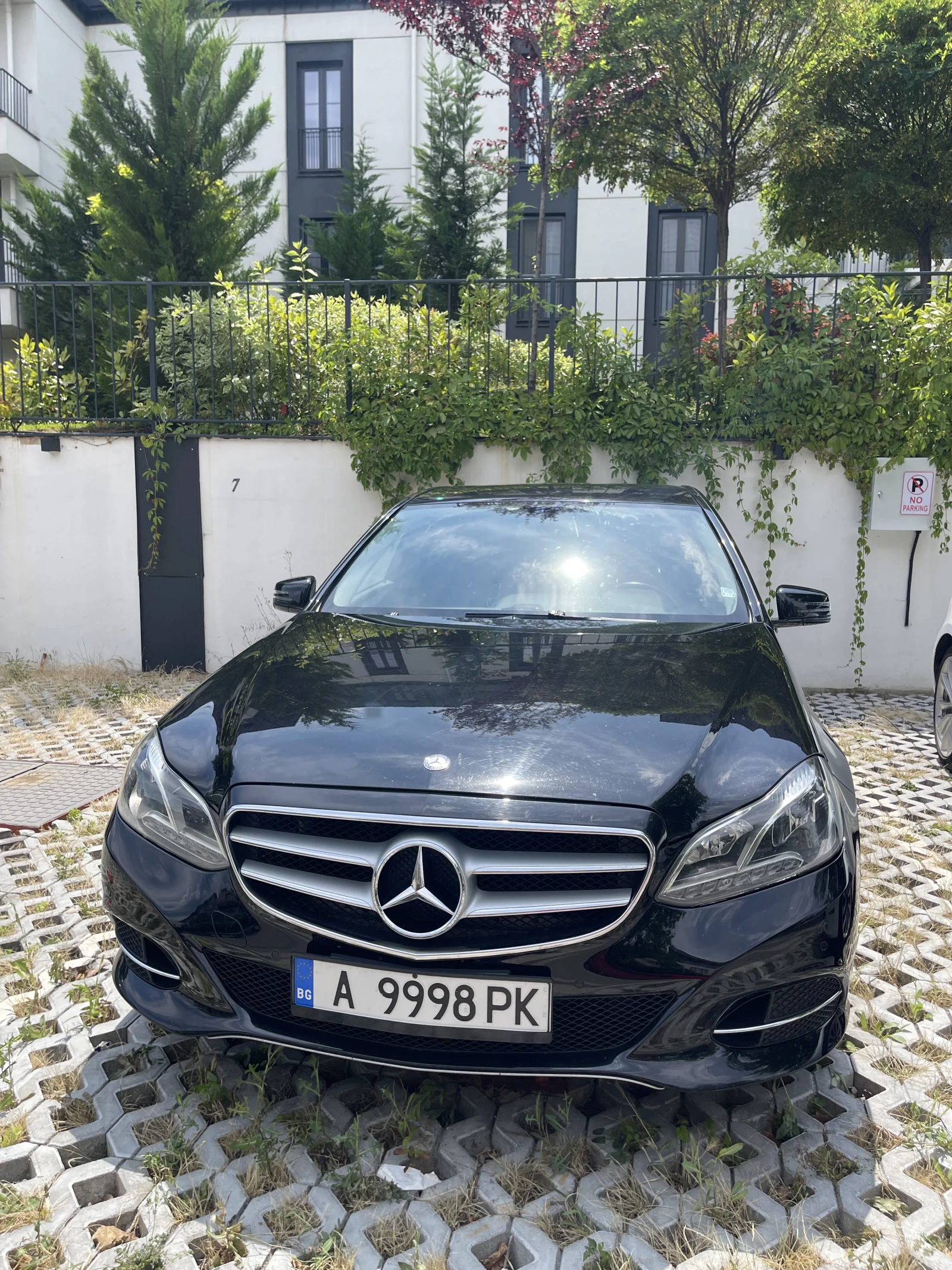 Mercedes-Benz E 220